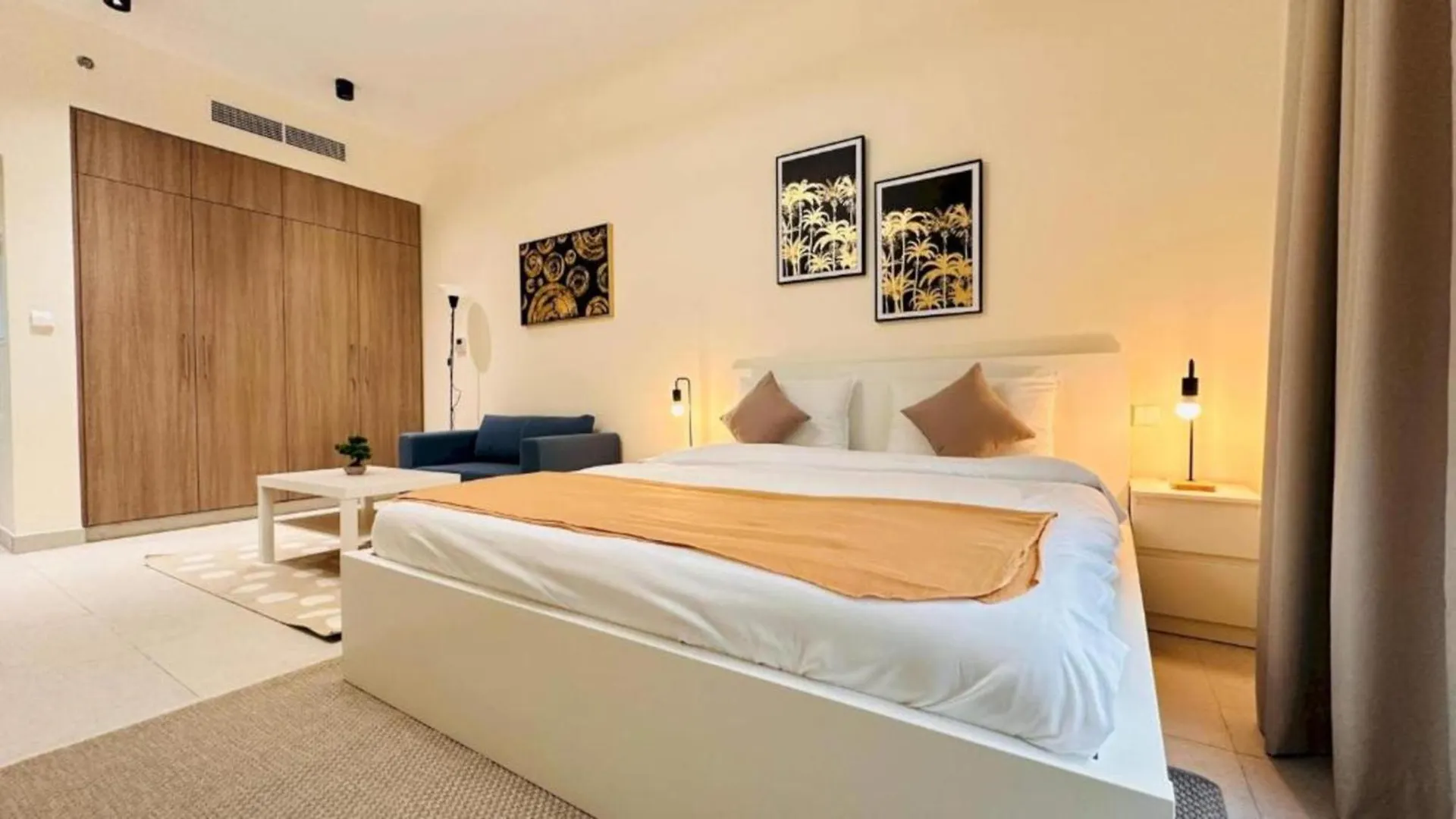 Dancenter Retreat Sheikh Zayed Road Hotel Dubai 4*,